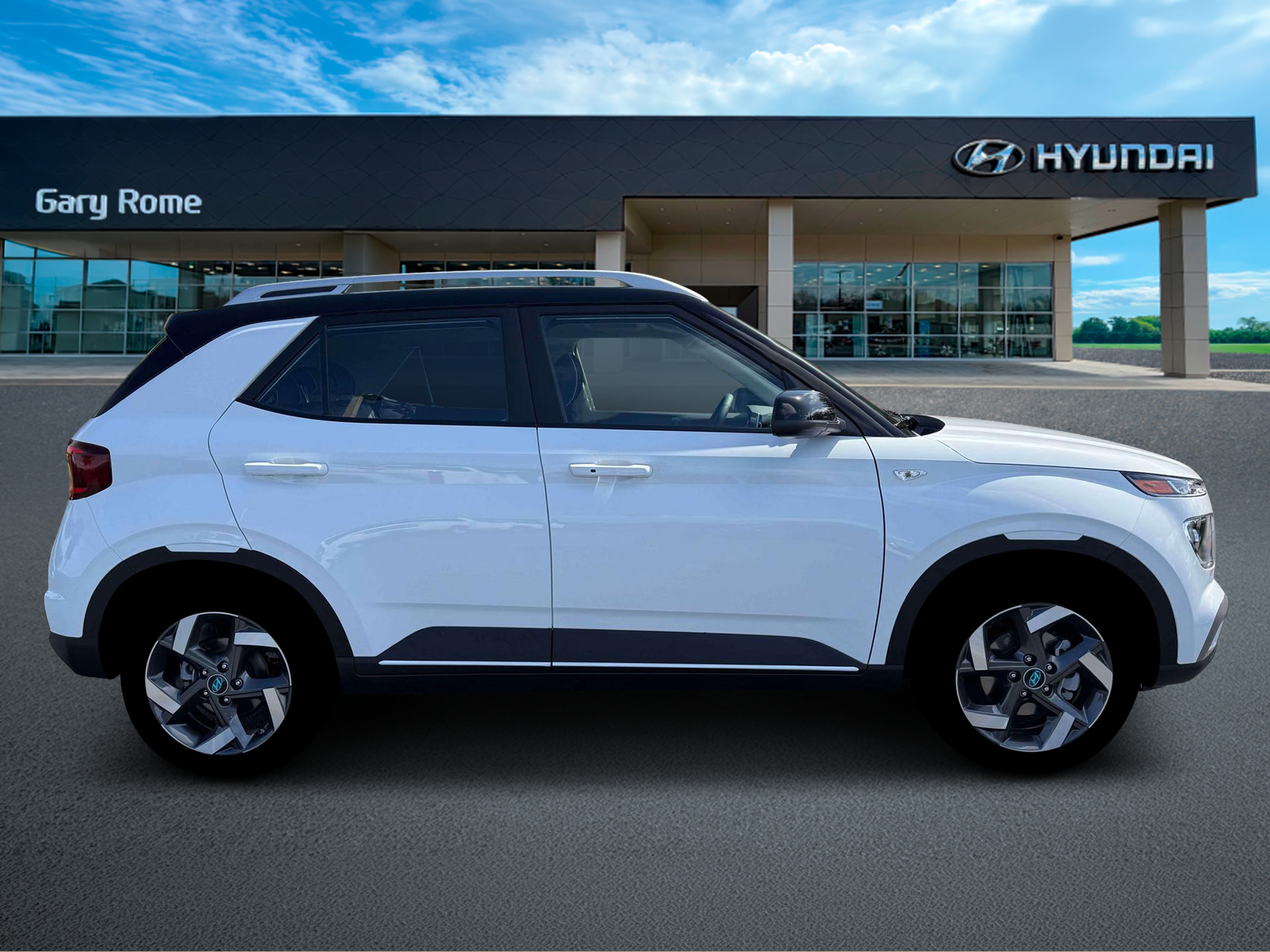 New 2026 Hyundai Venue SEL FWD image 9