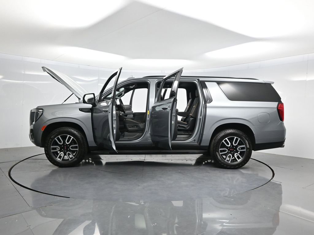 Used 2024 GMC Yukon XL AT4 w/ Technology Package image 61