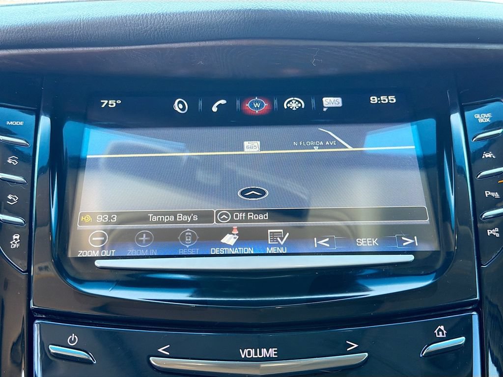 Used 2020 Cadillac Escalade Luxury RWD image 34