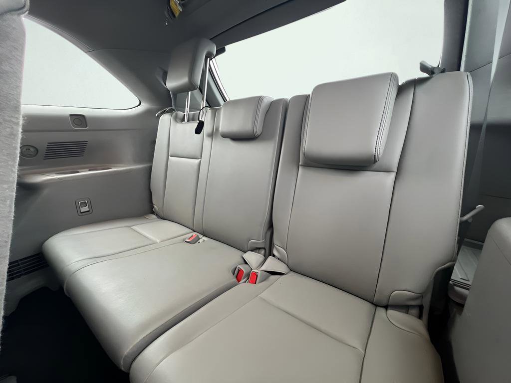 Used 2018 Toyota Highlander XLE image 20