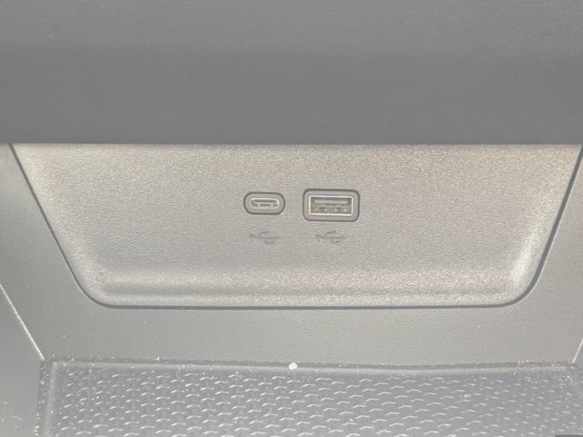 Certified 2026 Chevrolet Equinox ACTIV w/ Convenience Package III AWD/4WD image 27
