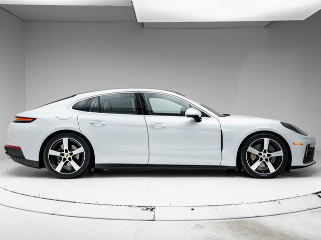 Certified 2025 Porsche Panamera 4 AWD/4WD image 33