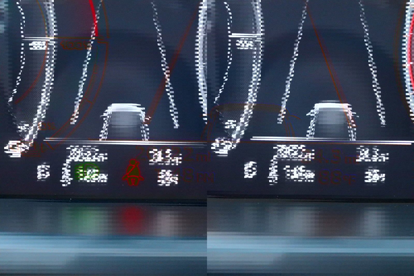 Used 2022 Audi e-tron GT Prestige w/ Prestige Package image 27