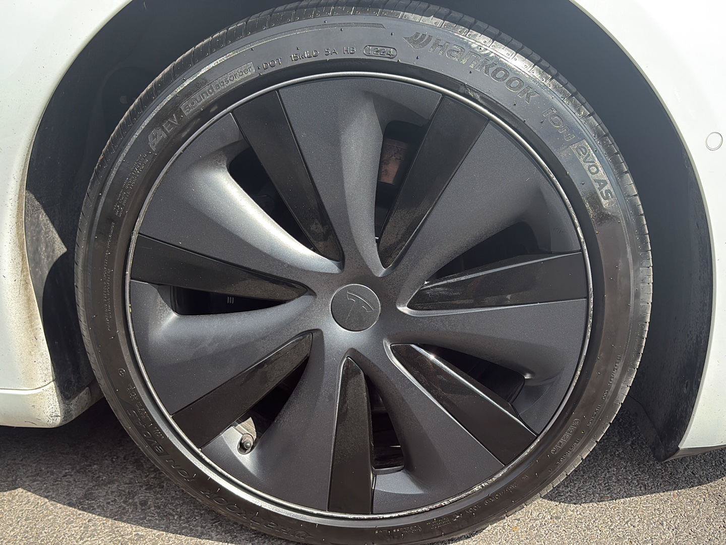 Used 2022 Tesla Model S Plaid AWD/4WD image 10