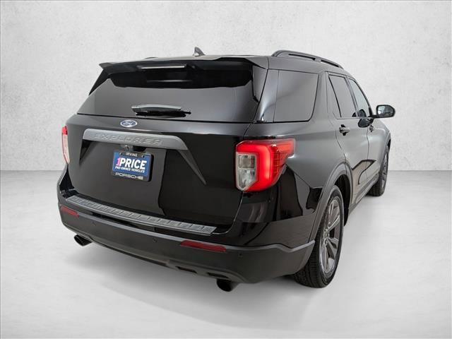 Used 2021 Ford Explorer XLT w/ Equipment Group 202A image 9