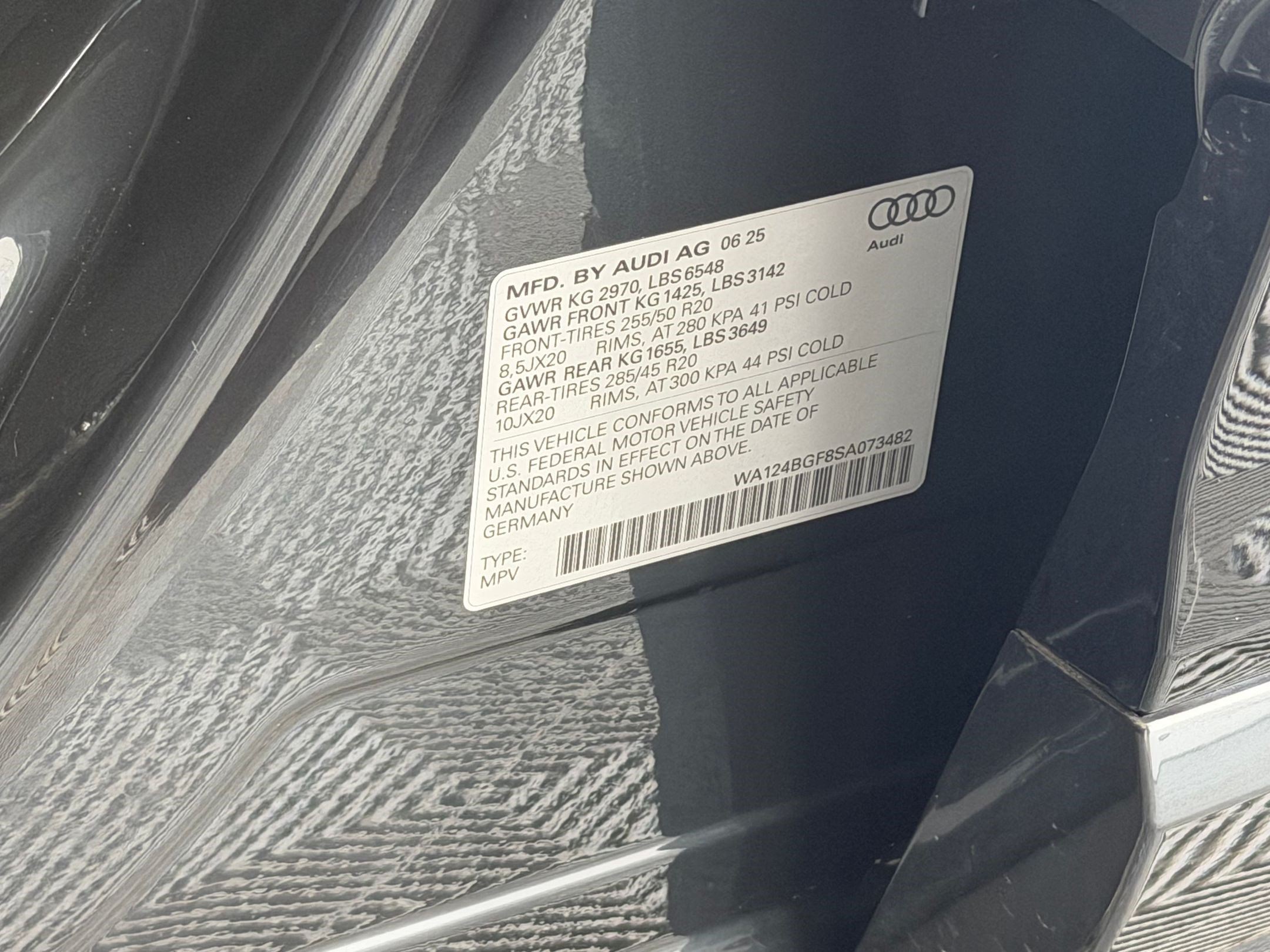 Certified 2025 Audi Q6 e-tron Premium Plus w/ Premium Plus AWD/4WD image 28