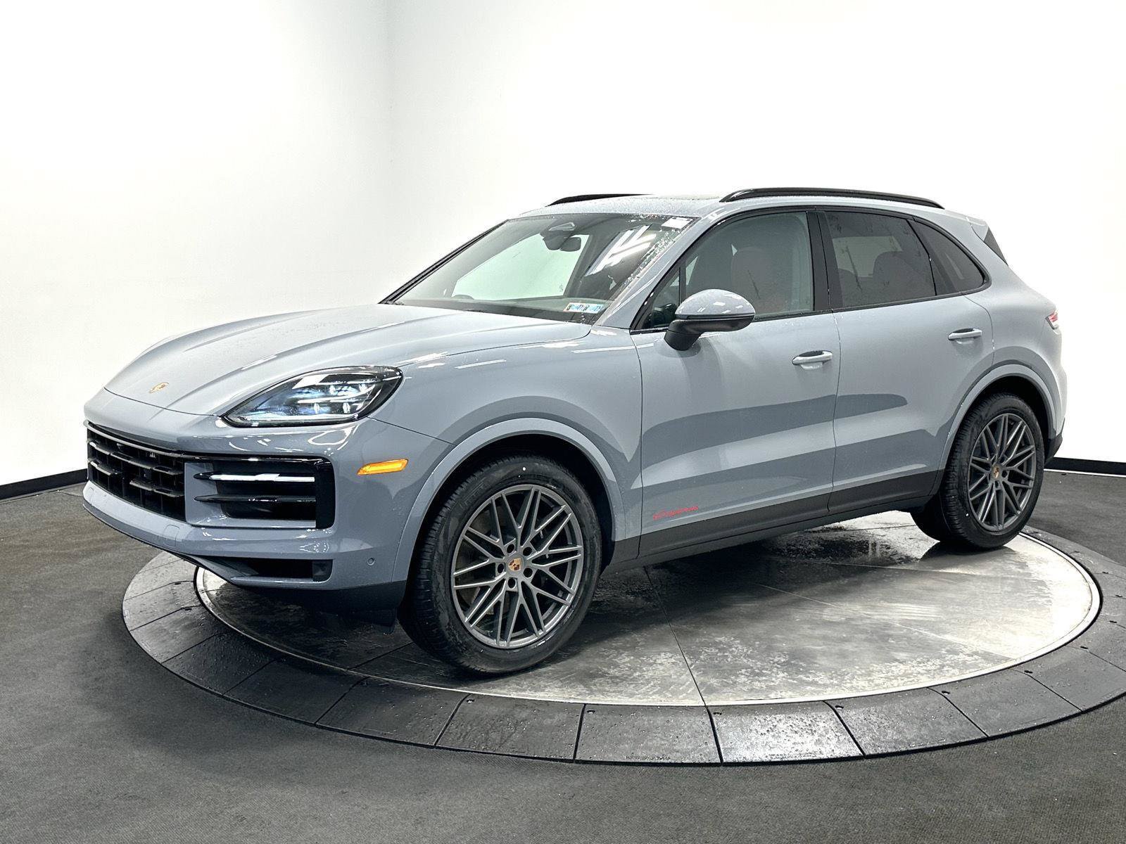 New 2026 Porsche Cayenne Coupe AWD/4WD image 1