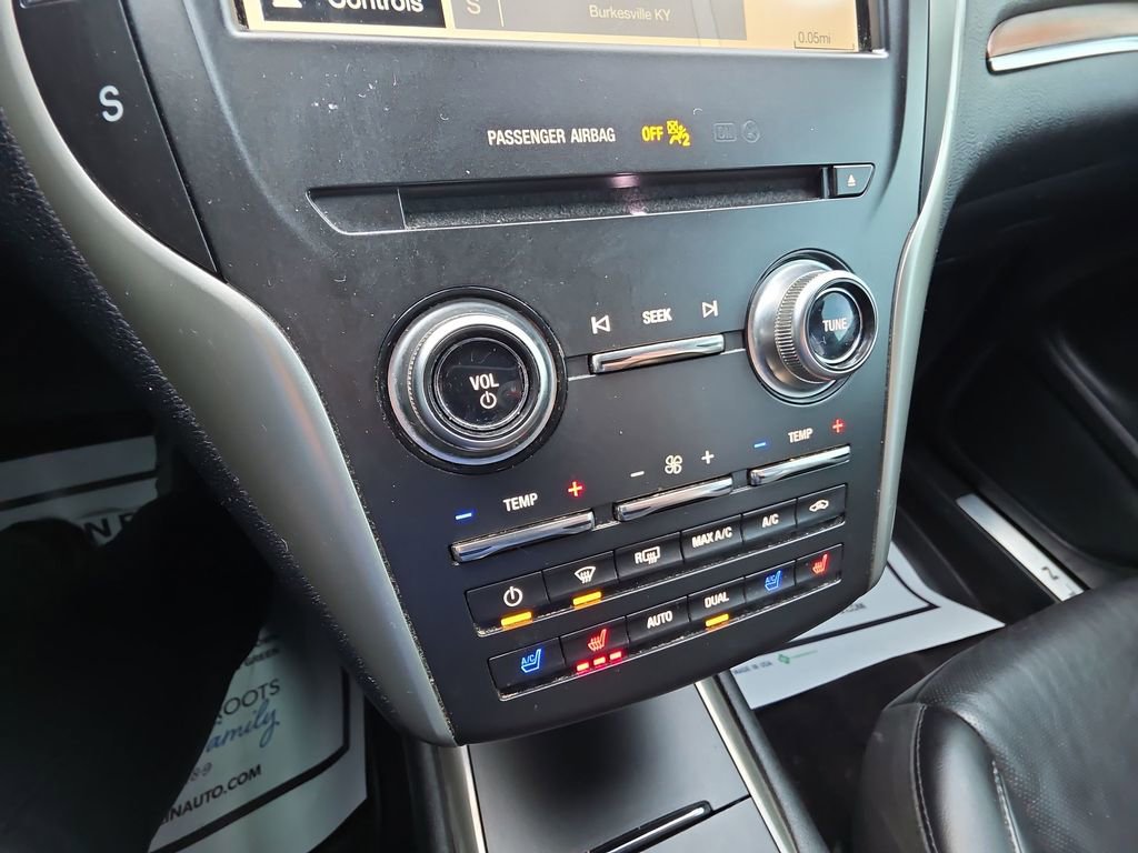 Used 2018 Lincoln MKC Reserve w/ Canadian Touring Package image 19