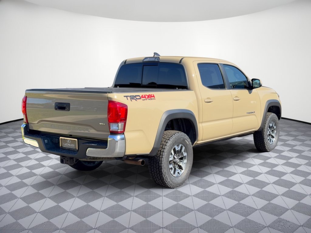 Used 2017 Toyota Tacoma TRD Off-Road w/ Tow Package (A/T) AWD/4WD image 9