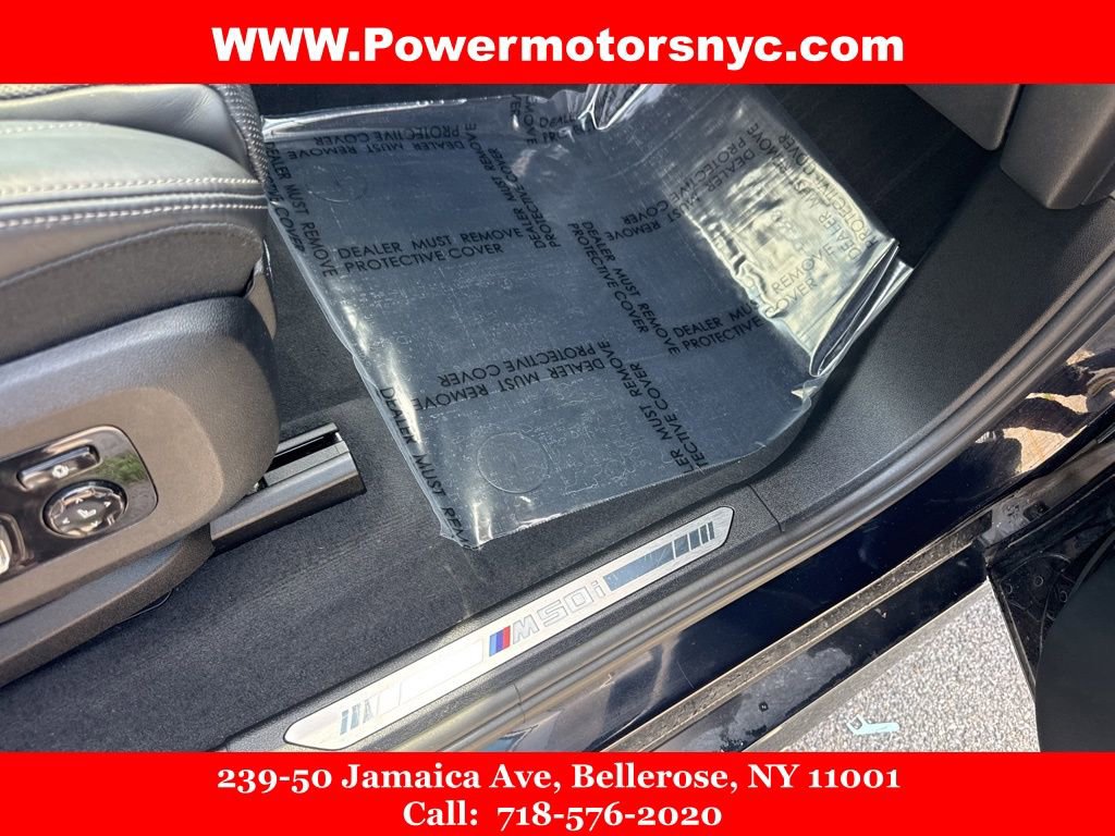 Used 2020 BMW X5 M50i w/ Premium Package image 17