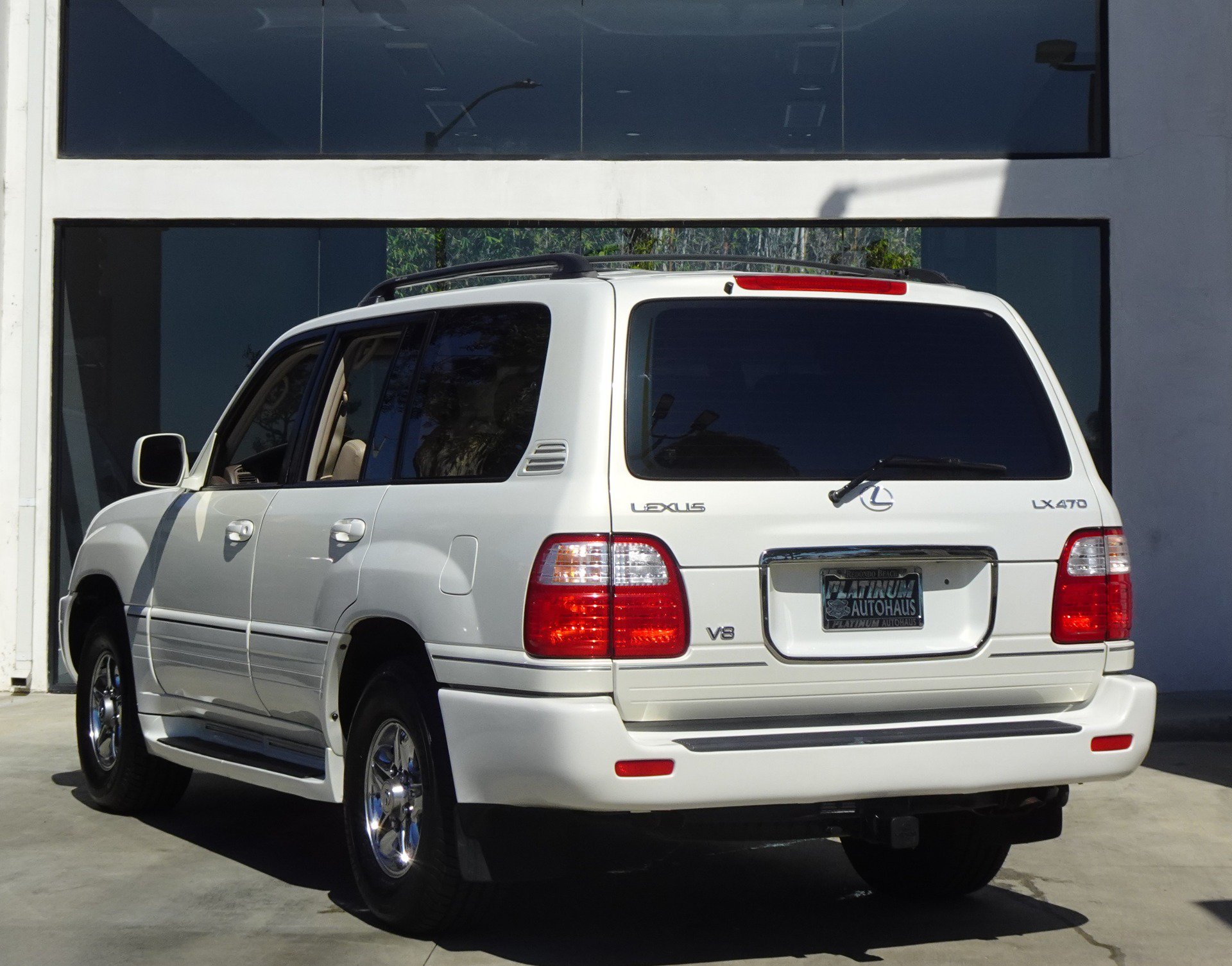Used 2001 Lexus LX 470 4WD image 4