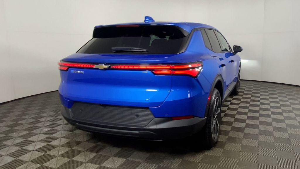 New 2026 Chevrolet Equinox EV LT image 8