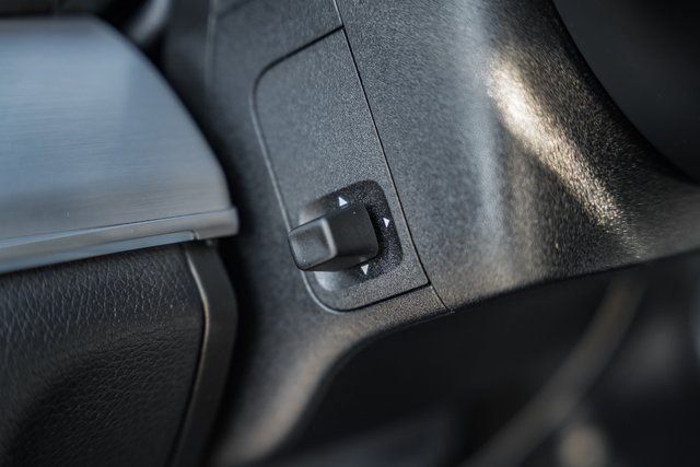 Used 2025 Mercedes-Benz GLE 350 4MATIC image 43