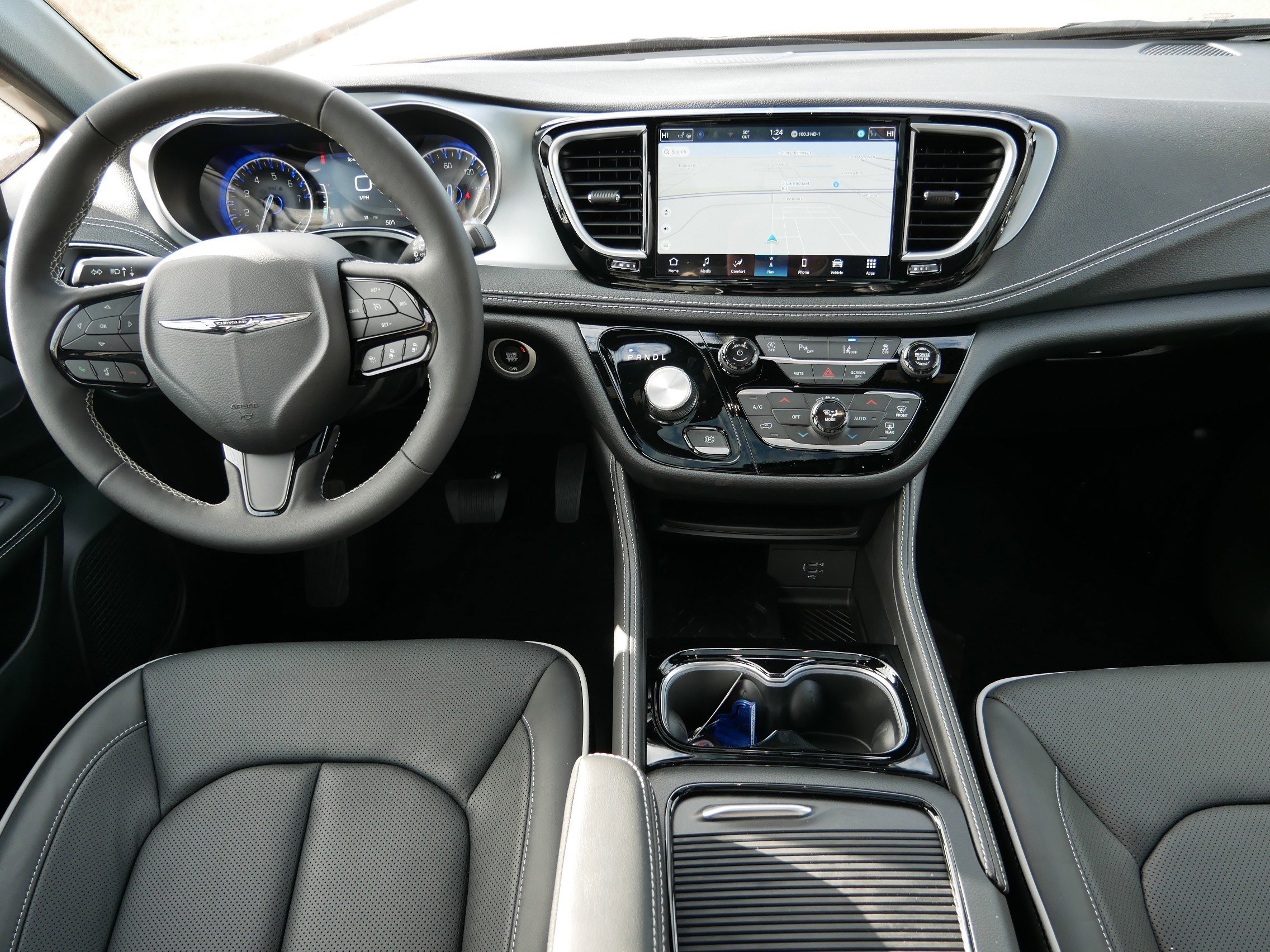 New 2026 Chrysler Pacifica Limited w/ S Appearance Package image 10