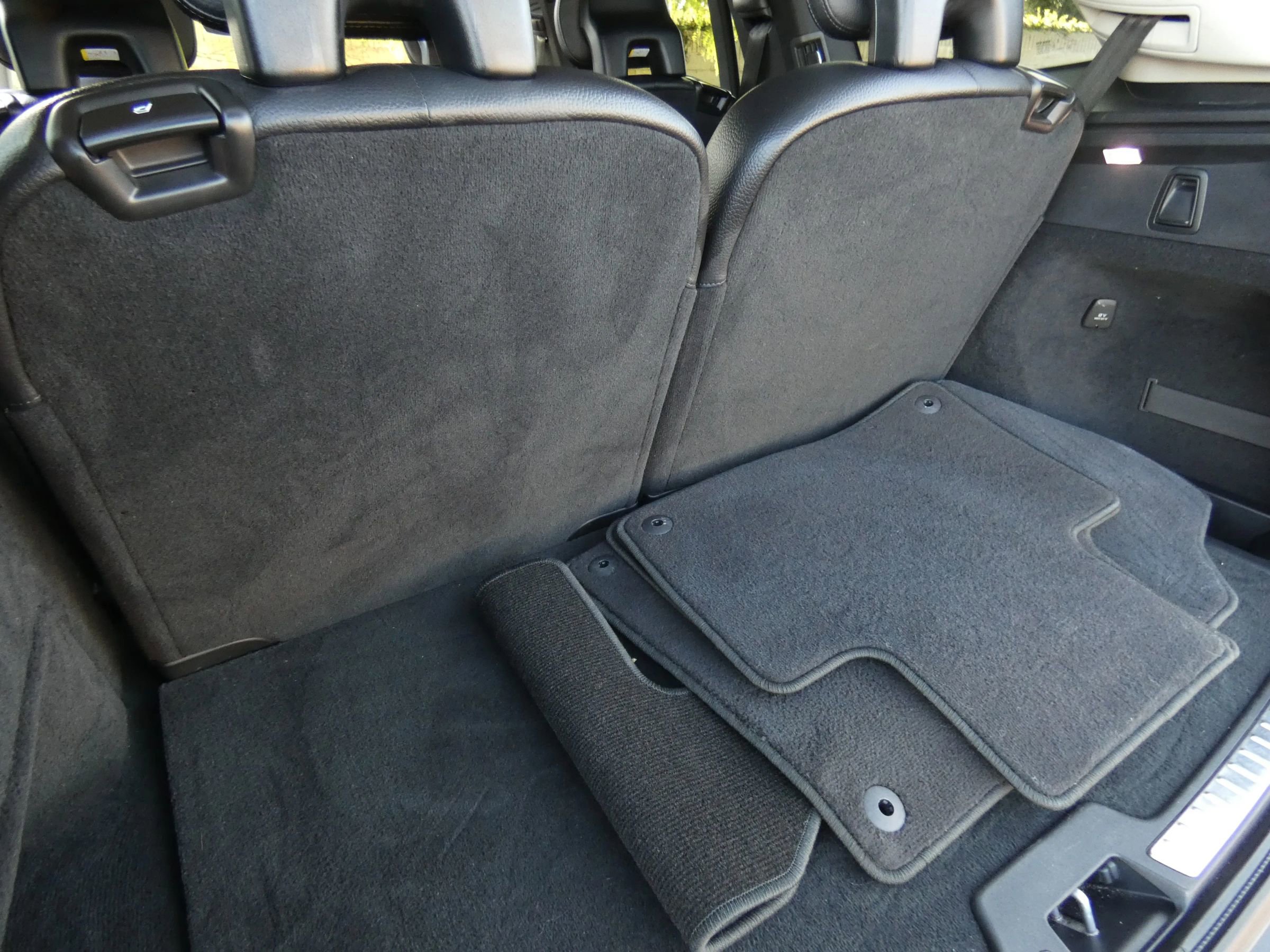 Used 2020 Volvo XC90 T6 Momentum image 69