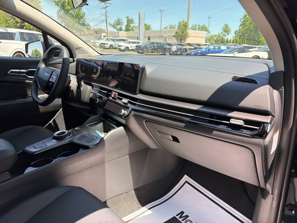 New 2026 Kia Sportage EX AWD/4WD image 12
