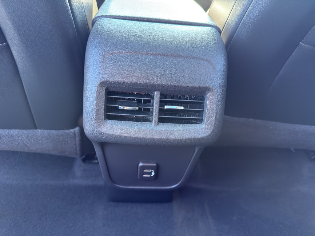 Used 2020 Chevrolet Equinox LT w/ Midnight Edition FWD image 32