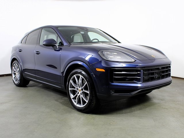 New 2025 Porsche Cayenne Coupe image 9
