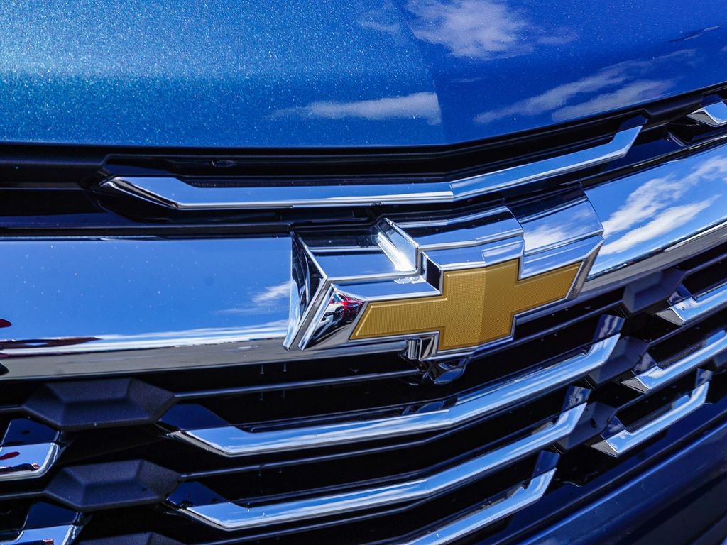 Used 2026 Chevrolet Equinox LT w/ LPO, Floor Liner Package FWD image 11