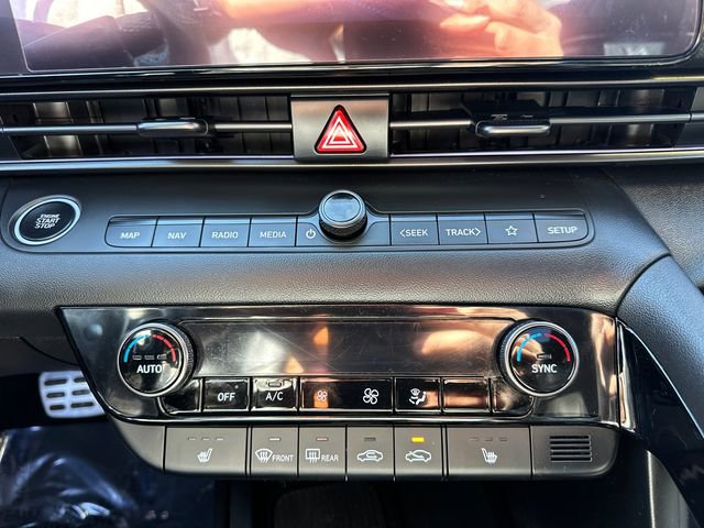 Used 2025 Hyundai Elantra N image 33