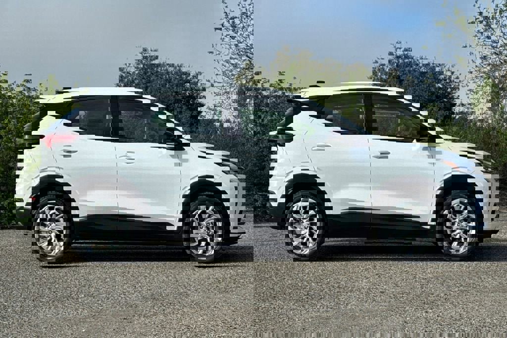 New 2027 Chevrolet Bolt LT w/ Comfort Package image 3