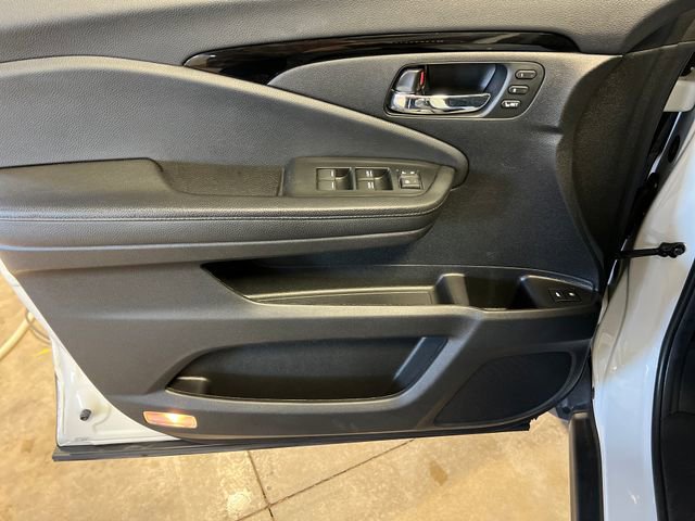 Used 2022 Honda Pilot Touring image 10