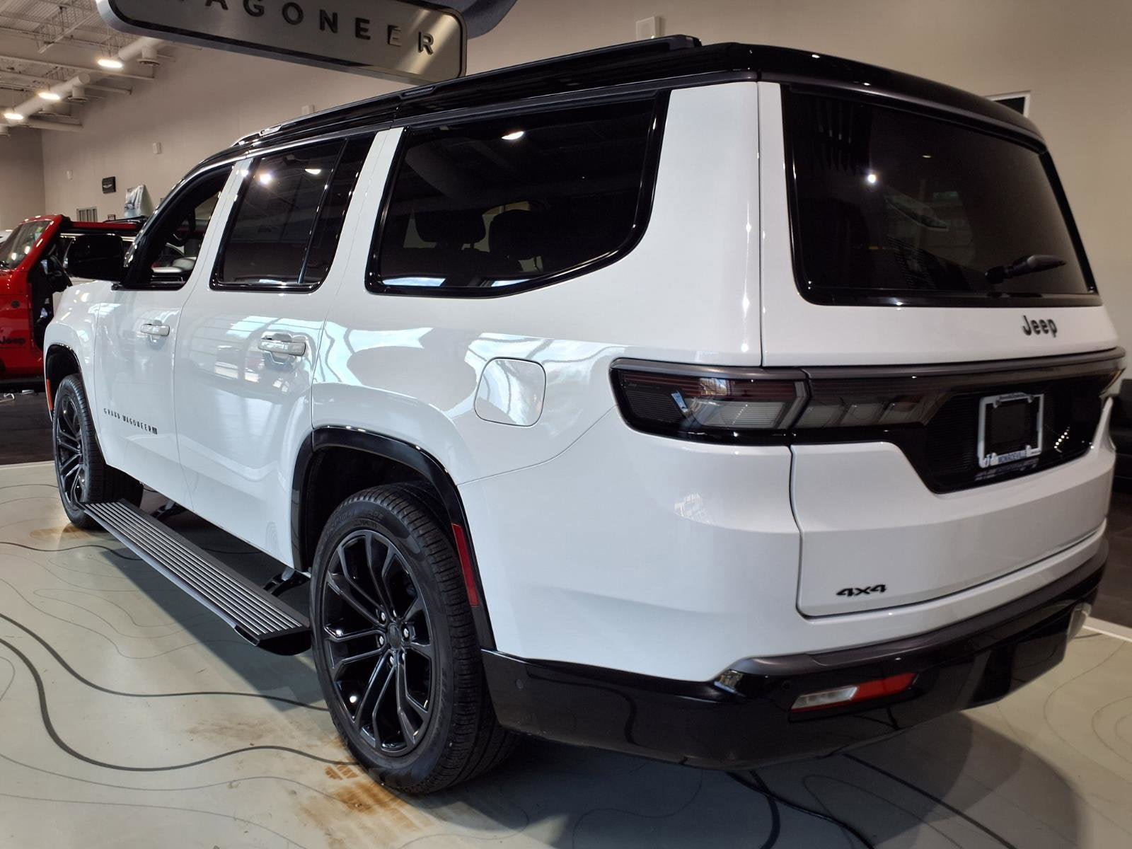 New 2026 Jeep Grand Wagoneer Summit AWD/4WD image 4