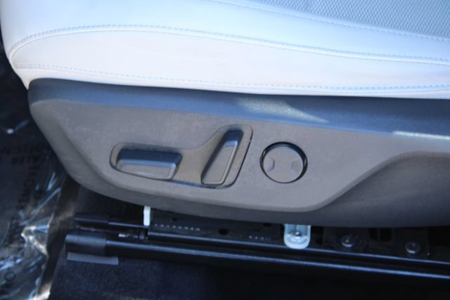 Used 2024 Kia Niro EX FWD image 28