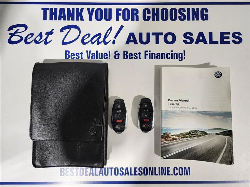 Used 2017 Volkswagen Touareg Wolfsburg Edition AWD/4WD image 31