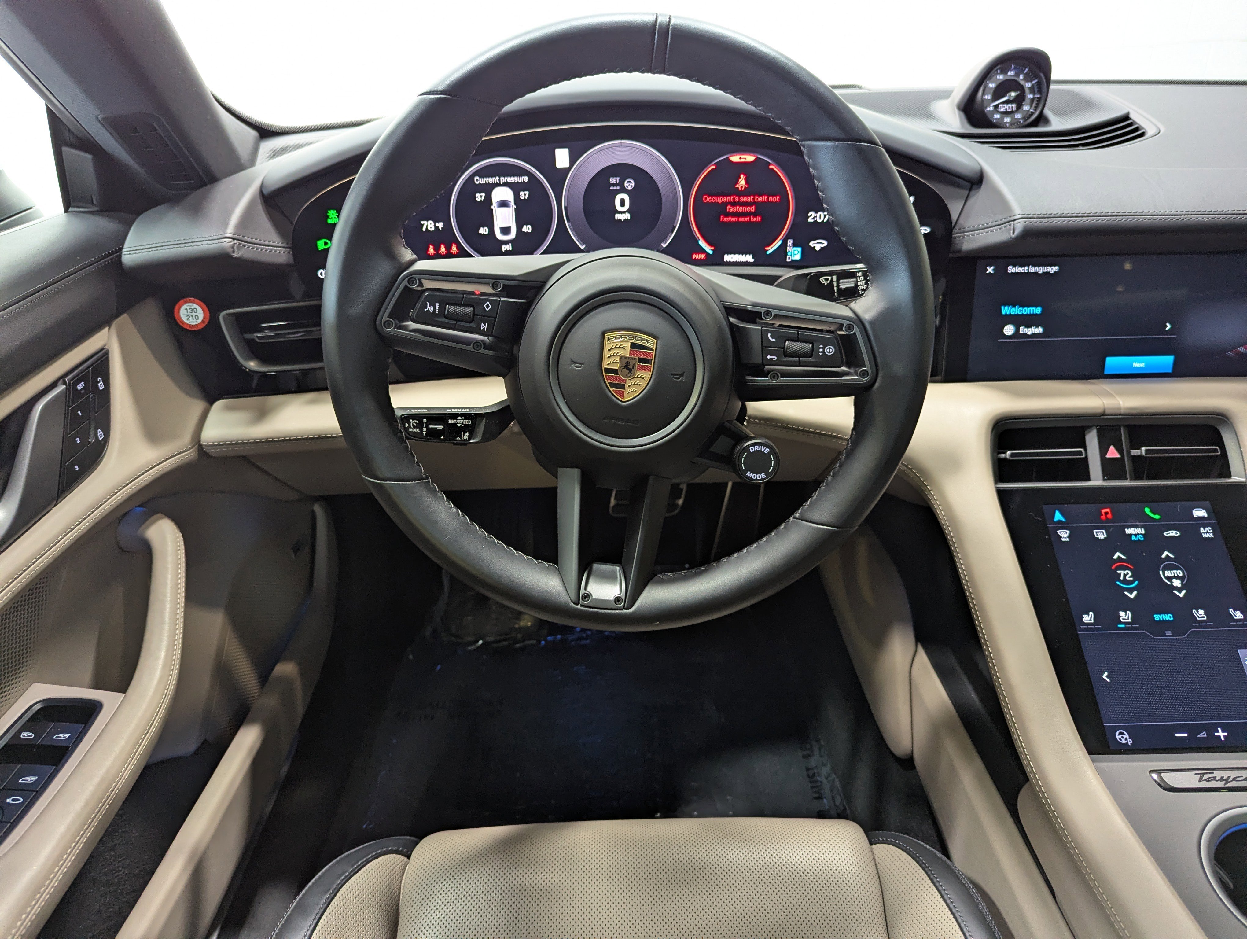 Used 2025 Porsche Taycan image 21