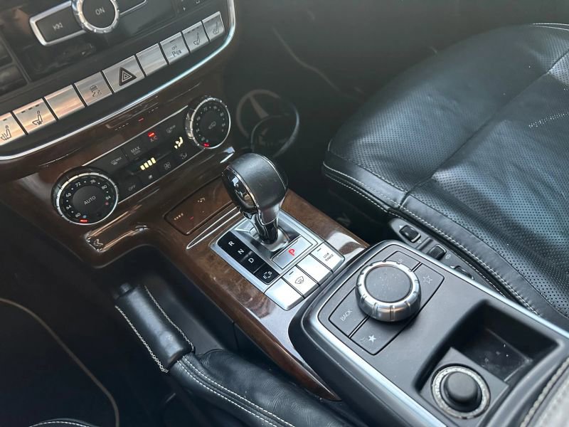 Used 2015 Mercedes-Benz G 550 image 29