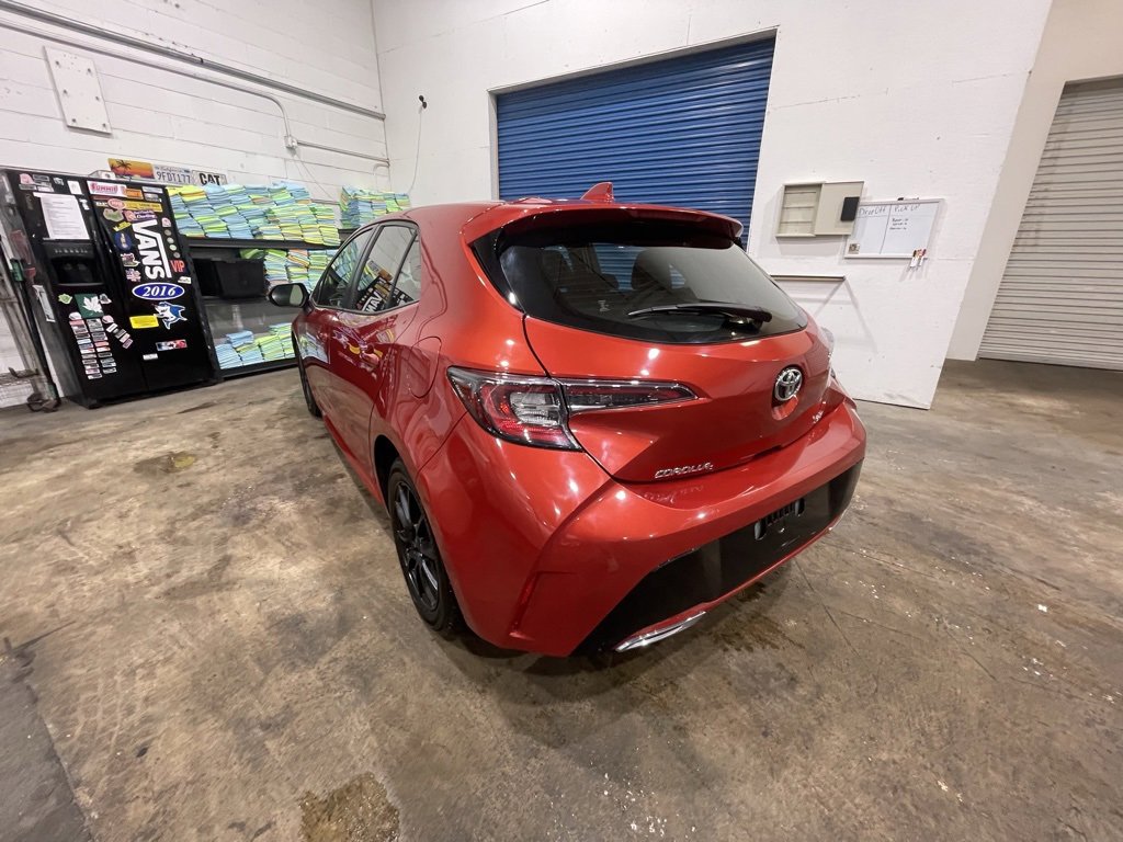 Used 2020 Toyota Corolla SE image 3
