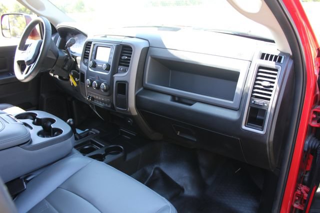 Used 2018 RAM 3500 Tradesman w/ Chrome Appearance Group AWD/4WD image 15