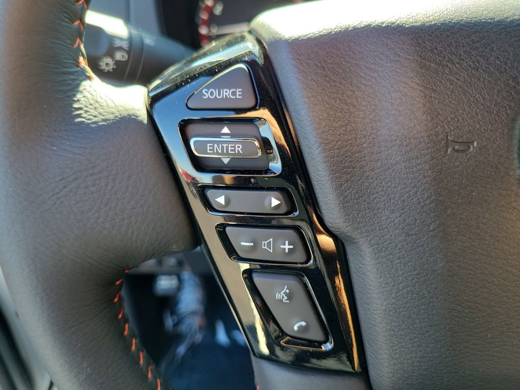 New 2025 Nissan Frontier PRO-4X w/ Pro Premium Package image 5