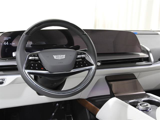 New 2026 Cadillac Vistiq Sport w/ LPO, Floor Liner Package image 7