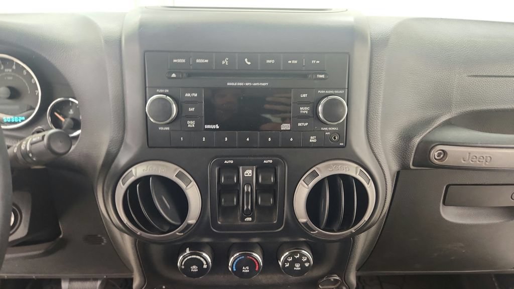 Used 2017 Jeep Wrangler Unlimited Sport w/ Quick Order Package 24S AWD/4WD image 39
