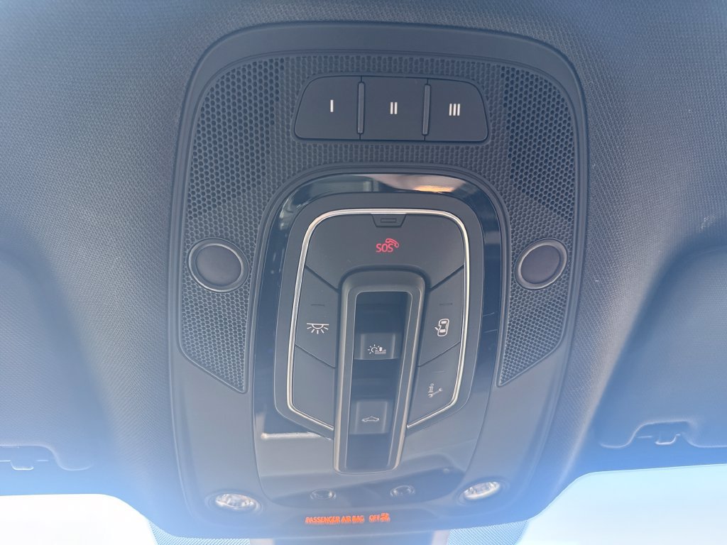 Used 2018 Audi SQ5 Premium Plus AWD/4WD image 22