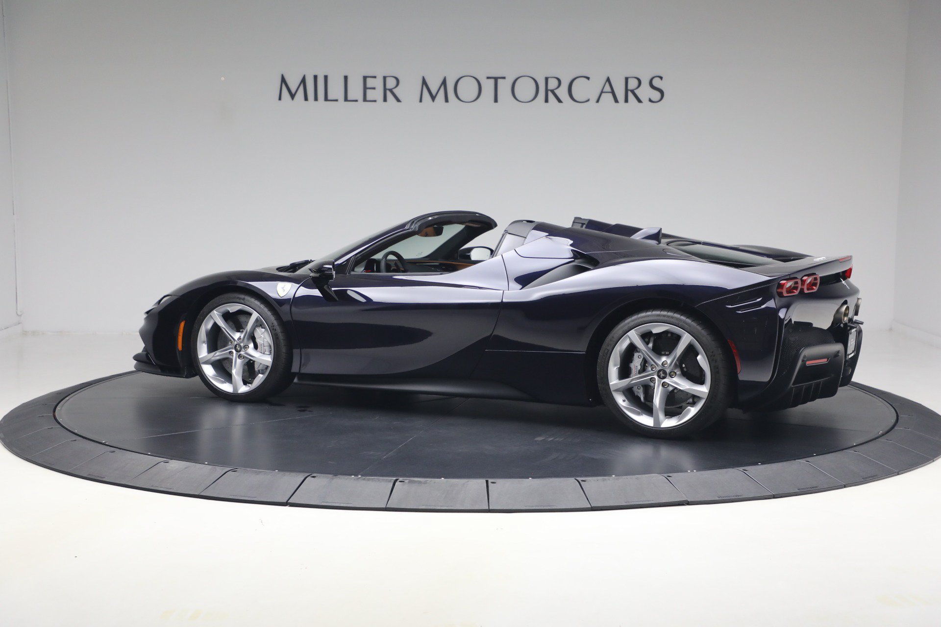 Certified 2024 Ferrari SF90 Spider AWD/4WD image 5