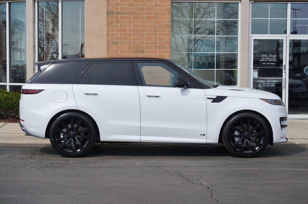 New 2026 Land Rover Range Rover Sport Dynamic SE AWD/4WD image 7