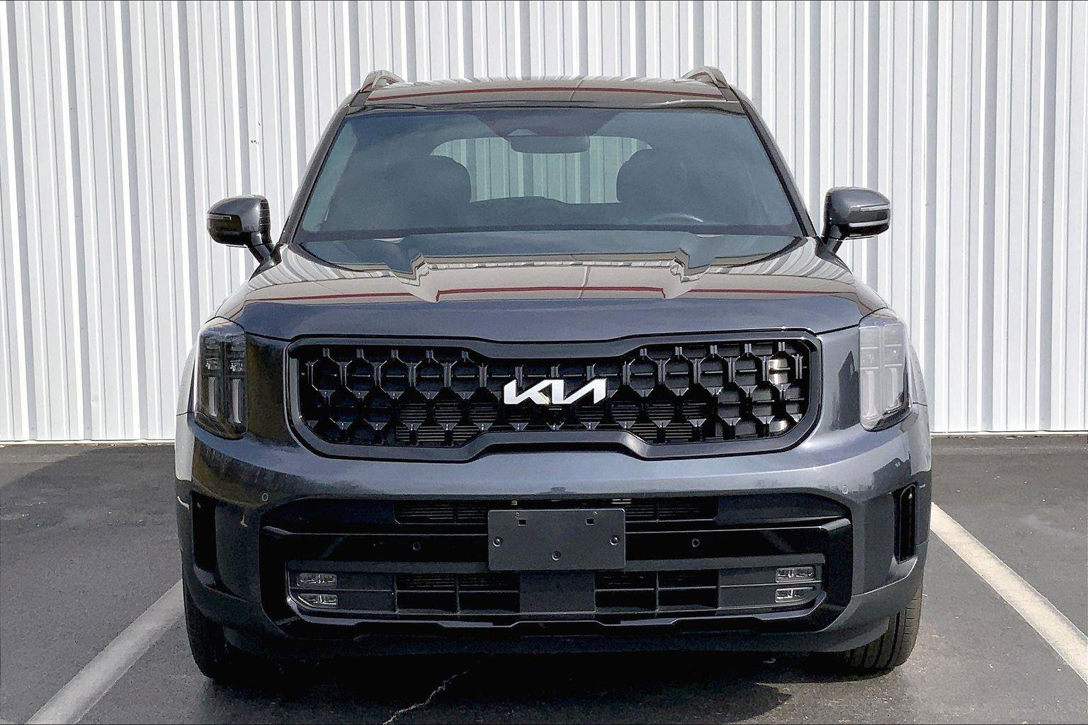 Used 2024 Kia Telluride SX X-Line AWD/4WD image 3
