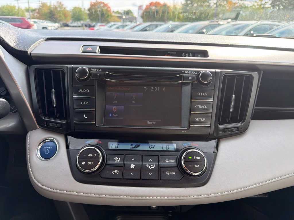 Certified 2018 Toyota RAV4 LE AWD/4WD image 26
