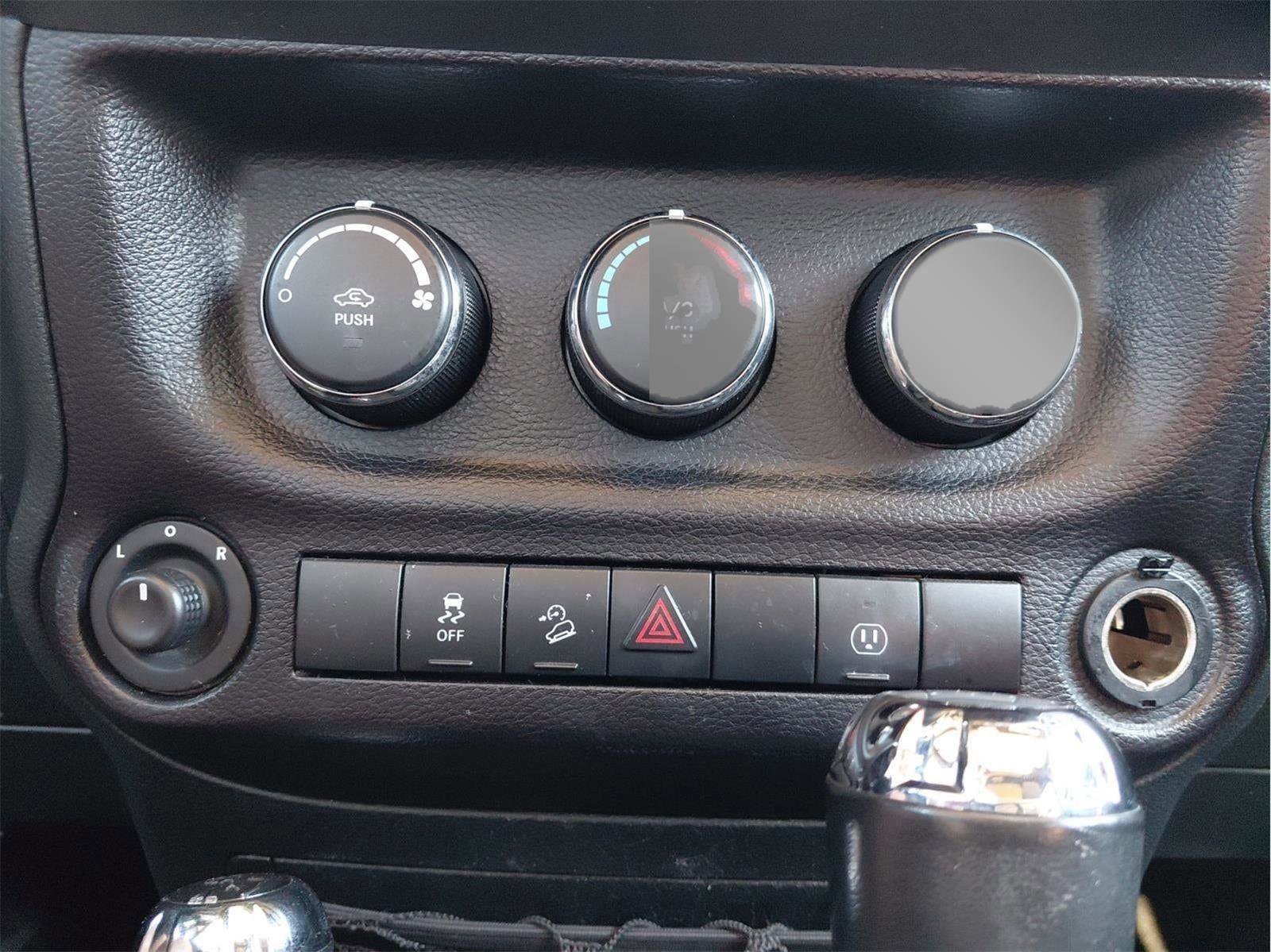 Used 2018 Jeep Wrangler Unlimited Sahara image 21