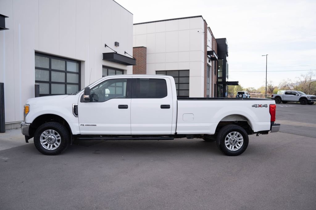 Used 2017 Ford F350 XLT w/ XLT Value Package image 5
