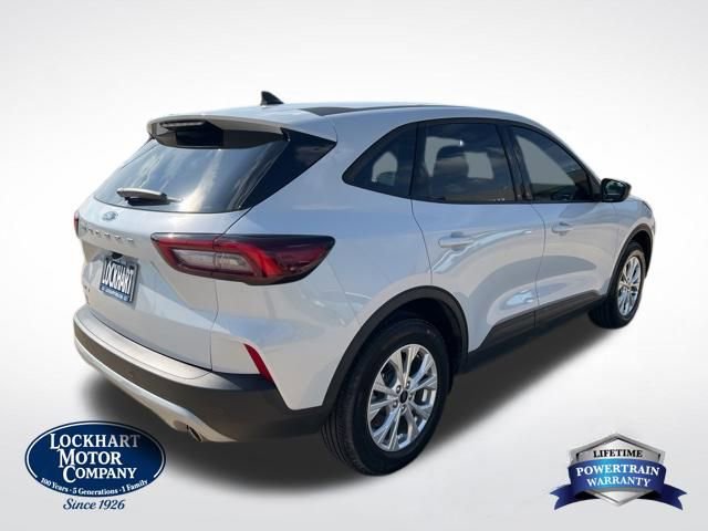 Used 2025 Ford Escape Active w/ Tech Pack #1 FWD image 7