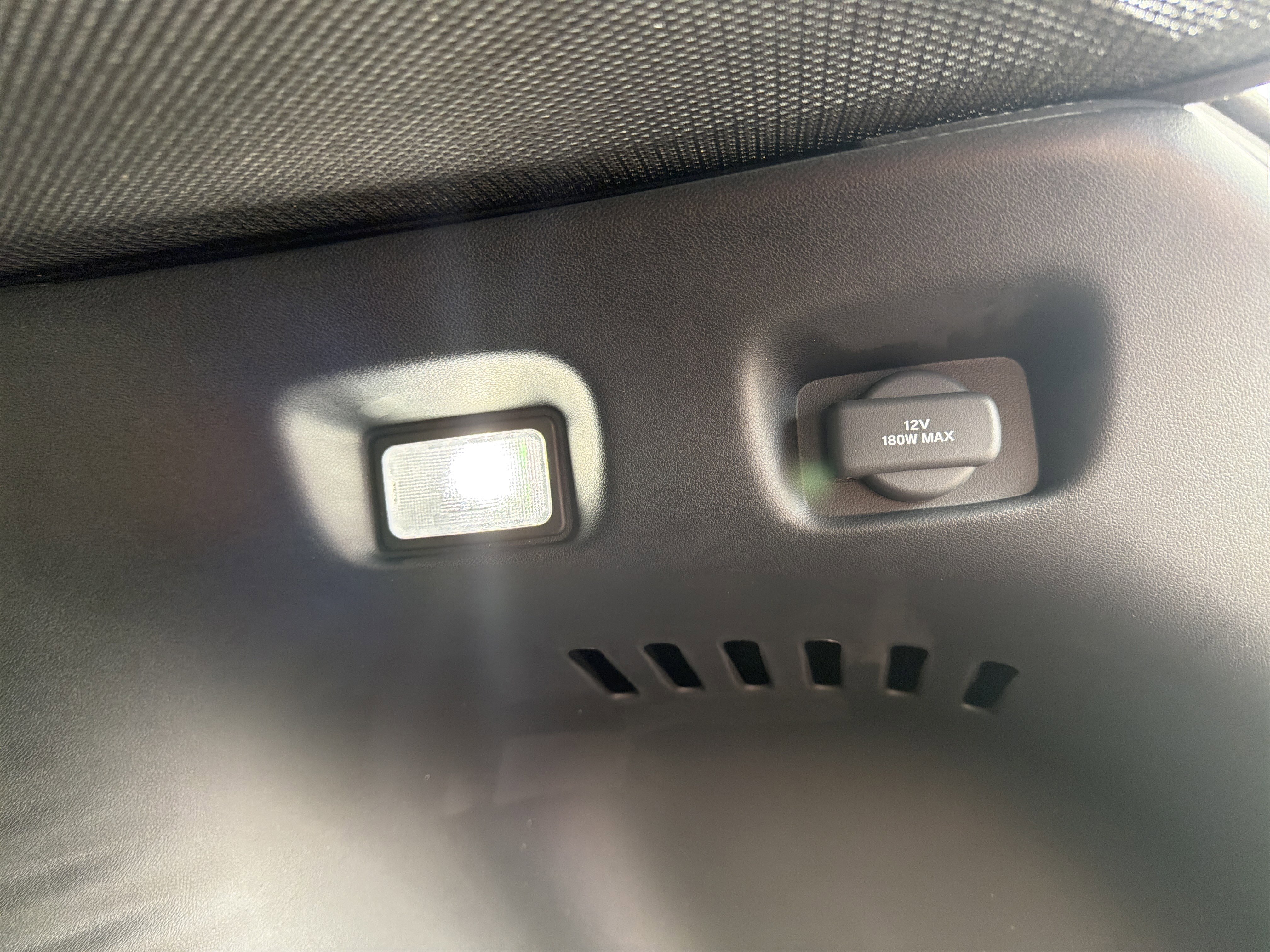 Certified 2025 Honda HR-V Sport image 21