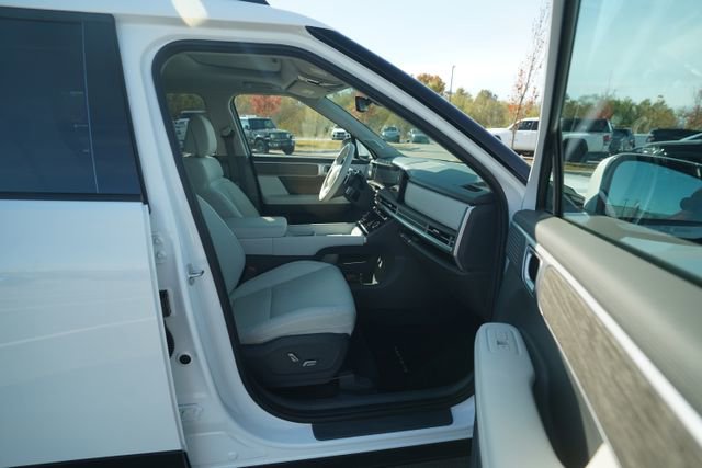 Used 2025 Hyundai Santa Fe Limited image 21