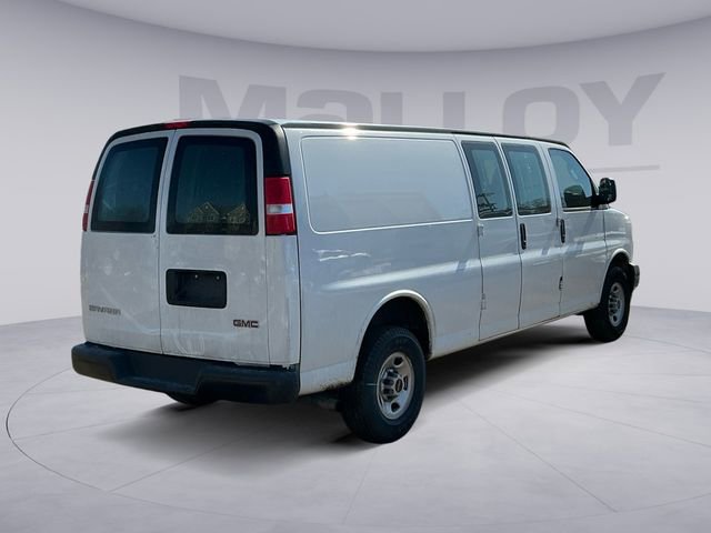 Used 2023 GMC Savana 3500 Extended w/ Driver Convenience Package image 5