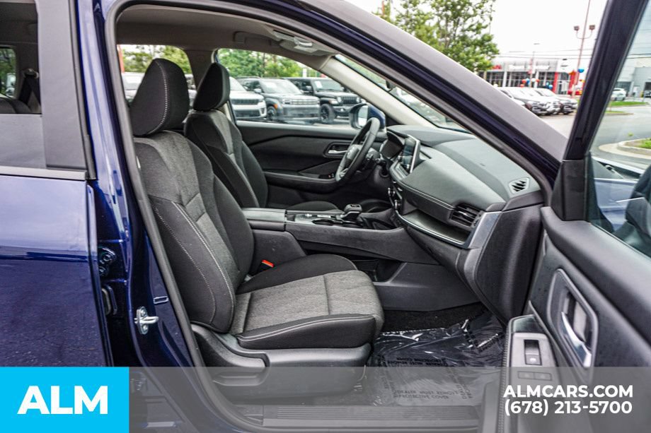 Used 2026 Nissan Rogue SV FWD image 22