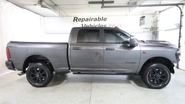 Used 2025 RAM 2500 Laramie AWD/4WD image 4