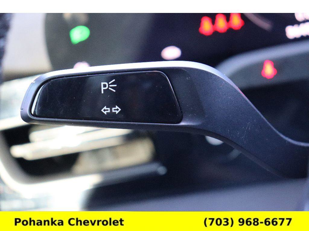 Used 2021 Porsche Taycan 4S image 10